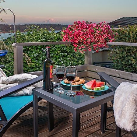 Three Tree Point Bed And Breakfast Burien Екстер'єр фото